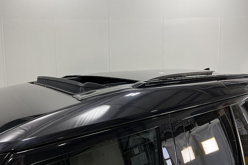 2021 (71) LAND ROVER DEFENDER 3.0 D300 X-Dynamic HSE 110 5dr Auto 3426098