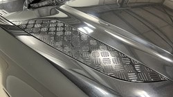 2021 (71) LAND ROVER DEFENDER 3.0 D300 X-Dynamic HSE 110 5dr Auto 3426110