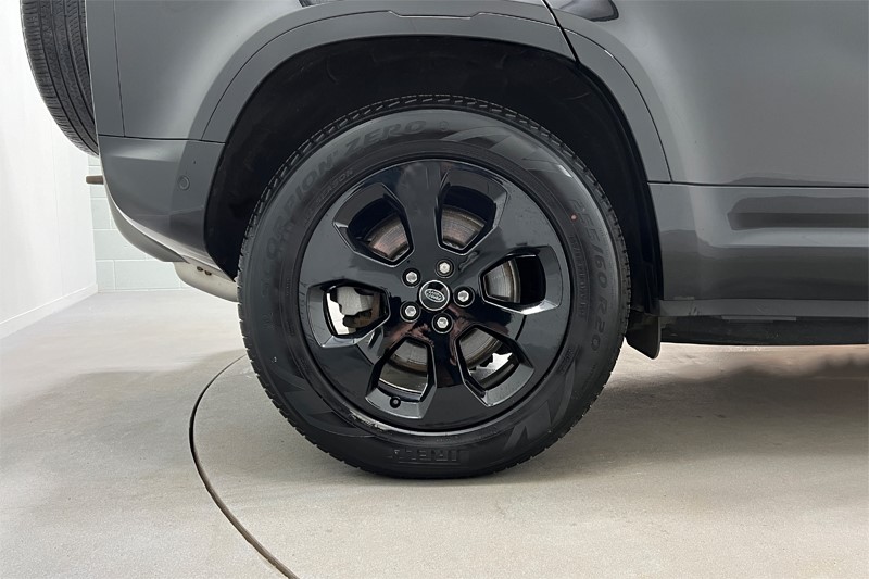 2021 (71) LAND ROVER DEFENDER 3.0 D300 X-Dynamic HSE 110 5dr Auto 3426065