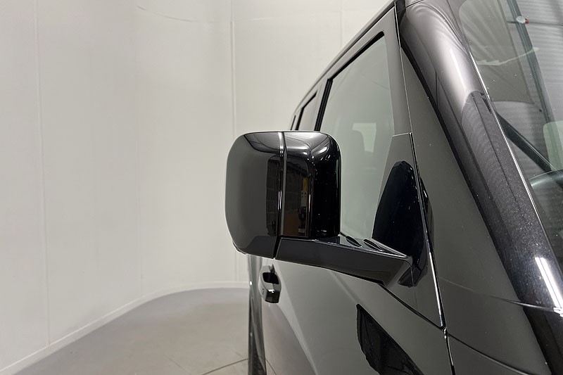 2021 (71) LAND ROVER DEFENDER 3.0 D300 X-Dynamic HSE 110 5dr Auto 3426108