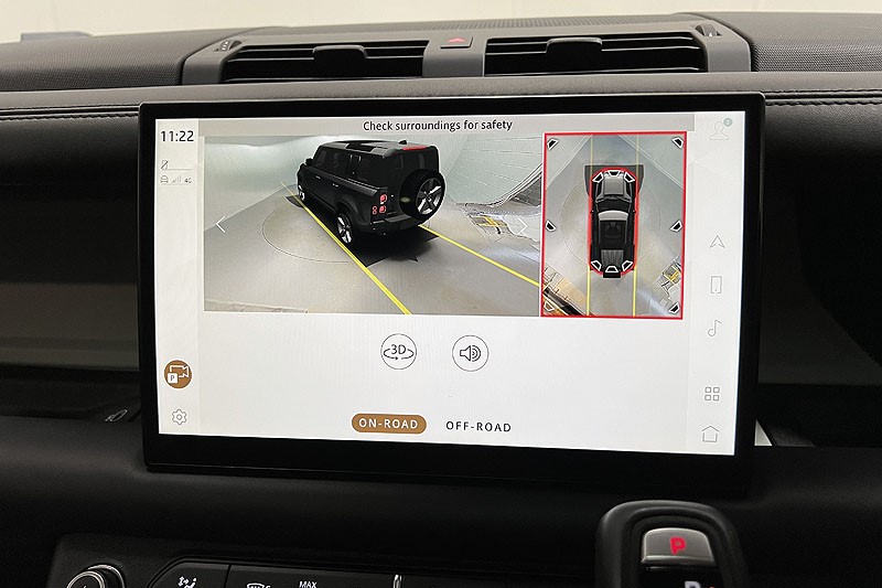 2021 (71) LAND ROVER DEFENDER 3.0 D300 X-Dynamic HSE 110 5dr Auto 3426091