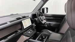 2021 (71) LAND ROVER DEFENDER 3.0 D300 X-Dynamic HSE 110 5dr Auto 3426092