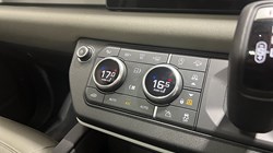 2022 (22) LAND ROVER DEFENDER 3.0 D250 X-Dynamic S 110 5dr Auto 3438719