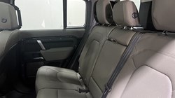 2022 (22) LAND ROVER DEFENDER 3.0 D250 X-Dynamic S 110 5dr Auto 3438735