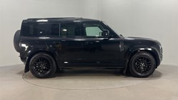 2022 (22) LAND ROVER DEFENDER 3.0 D250 X-Dynamic S 110 5dr Auto 3438700