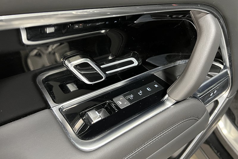 2024 (24) LAND ROVER RANGE ROVER 3.0 D350 HSE 4dr Auto 3425982