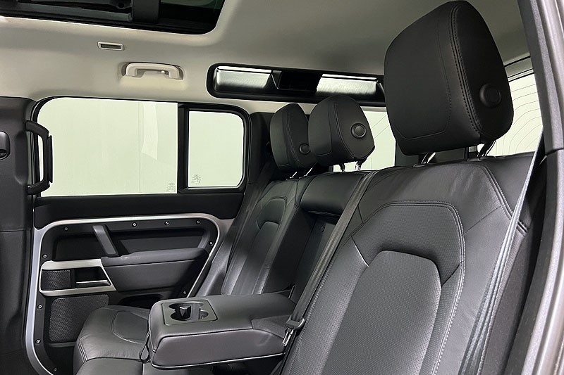 2023 (23) LAND ROVER DEFENDER 3.0 D250 XS Edition 110 5dr Auto 3446799