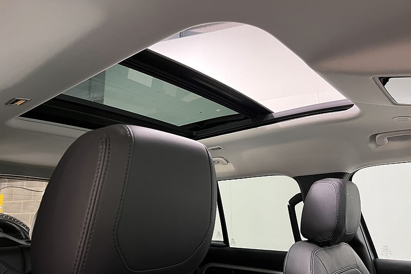 2023 (23) LAND ROVER DEFENDER 3.0 D250 XS Edition 110 5dr Auto 3446773