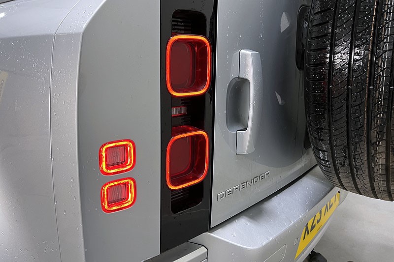 2023 (23) LAND ROVER DEFENDER 3.0 D250 XS Edition 110 5dr Auto 3446806