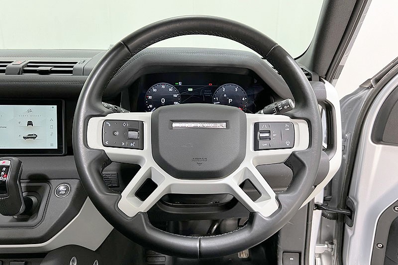 2023 (23) LAND ROVER DEFENDER 3.0 D250 XS Edition 110 5dr Auto 3446774