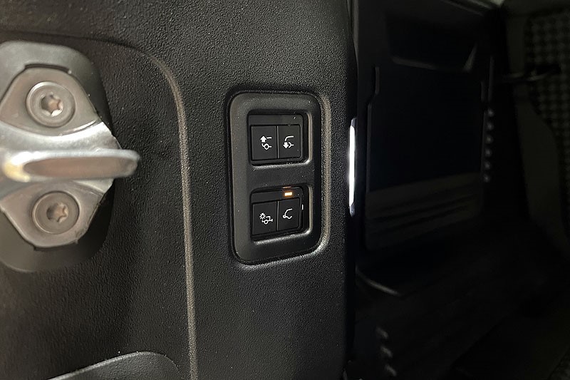 2023 (23) LAND ROVER DEFENDER 3.0 D250 XS Edition 110 5dr Auto 3446803