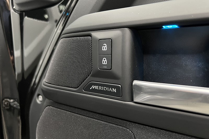 2024 (24) LAND ROVER COMMERCIAL DEFENDER 3.0 D350 Hard Top X-Dynamic HSE Auto 3431522