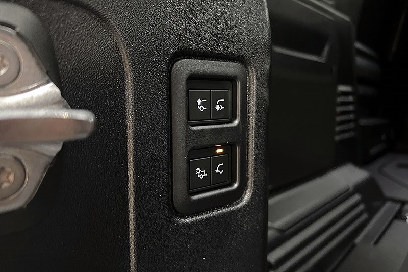 2024 (24) LAND ROVER COMMERCIAL DEFENDER 3.0 D350 Hard Top X-Dynamic HSE Auto 3431550