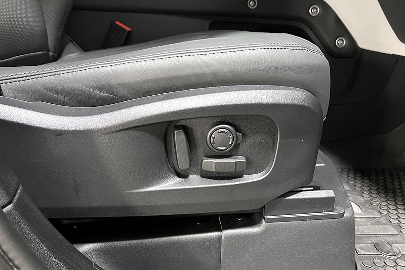 2024 (24) LAND ROVER COMMERCIAL DEFENDER 3.0 D350 Hard Top X-Dynamic HSE Auto 3431525