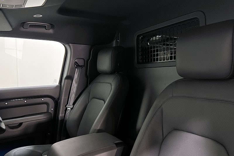 2024 (24) LAND ROVER COMMERCIAL DEFENDER 3.0 D350 Hard Top X-Dynamic HSE Auto 3431547