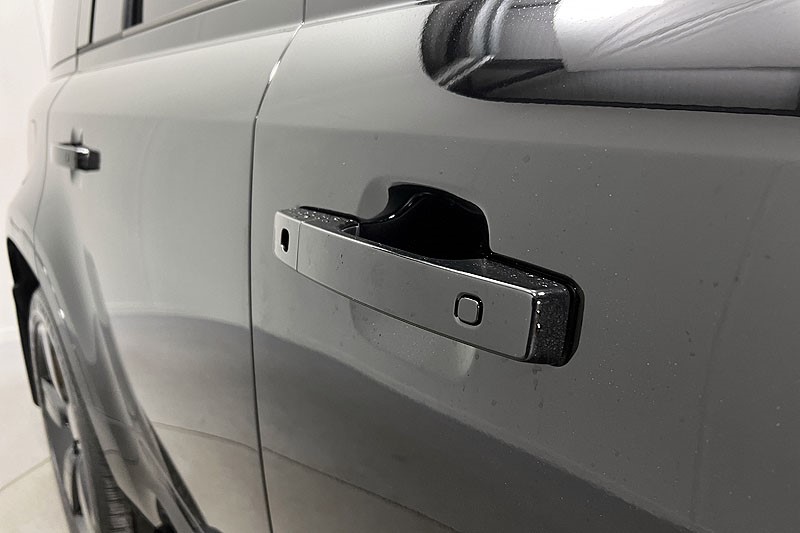 2024 (24) LAND ROVER COMMERCIAL DEFENDER 3.0 D350 Hard Top X-Dynamic HSE Auto 3431555