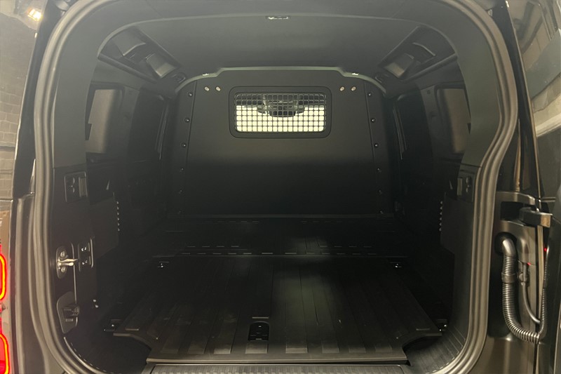 2024 (24) LAND ROVER COMMERCIAL DEFENDER 3.0 D350 Hard Top X-Dynamic HSE Auto 3431515