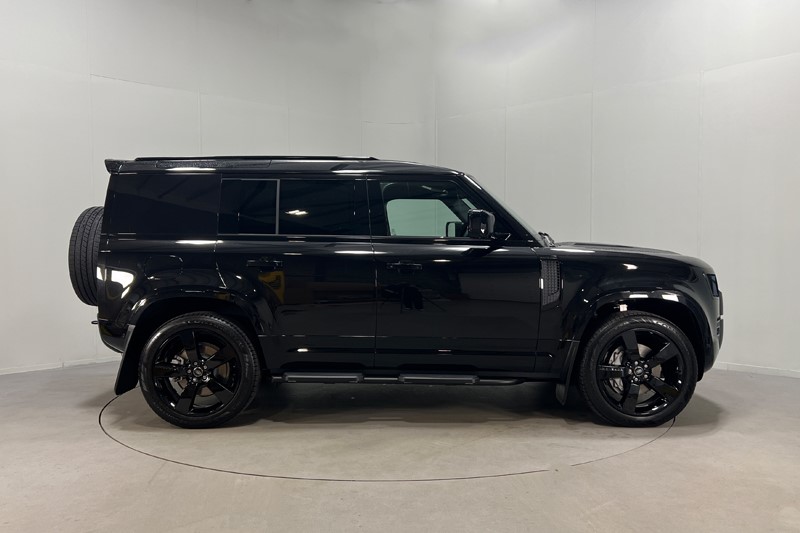 2024 (24) LAND ROVER COMMERCIAL DEFENDER 3.0 D350 Hard Top X-Dynamic HSE Auto 3431516