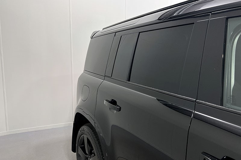 2024 (24) LAND ROVER COMMERCIAL DEFENDER 3.0 D350 Hard Top X-Dynamic HSE Auto 3431554