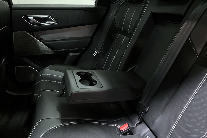 2021 (21) LAND ROVER RANGE ROVER VELAR 2.0 D200 Edition 5dr Auto 3451459