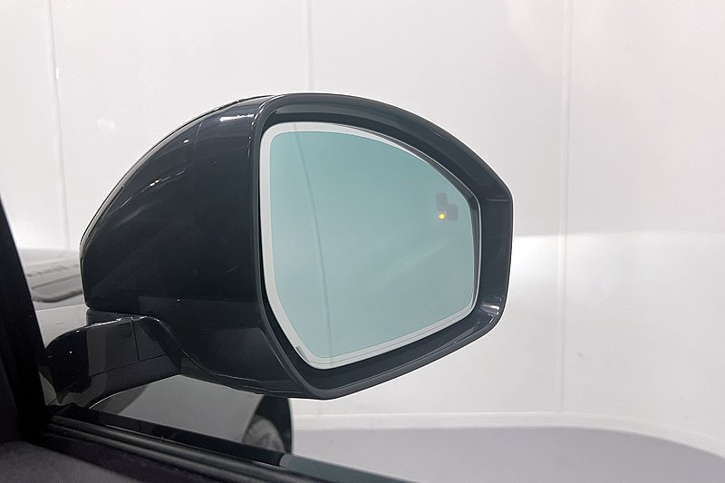 2021 (21) LAND ROVER RANGE ROVER VELAR 2.0 D200 Edition 5dr Auto 3451431