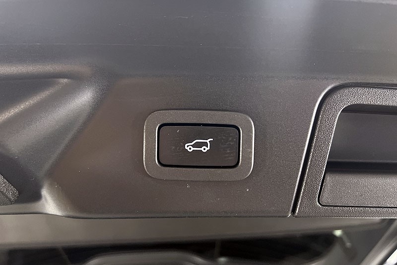 2021 (21) LAND ROVER RANGE ROVER VELAR 2.0 D200 Edition 5dr Auto 3451462