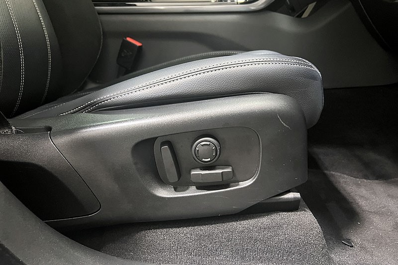 2021 (21) LAND ROVER RANGE ROVER VELAR 2.0 D200 Edition 5dr Auto 3451432