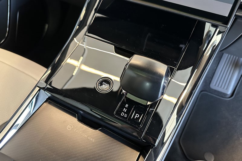 2024 (24) LAND ROVER RANGE ROVER SPORT 4.4 P635 SV Edition One 3881169