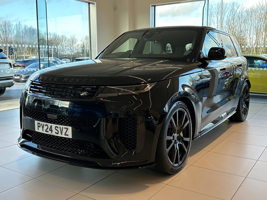 2024 (24) LAND ROVER RANGE ROVER SPORT 4.4 P635 SV Edition One