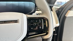 2024 (24) LAND ROVER RANGE ROVER SPORT 4.4 P635 SV Edition One 3881168