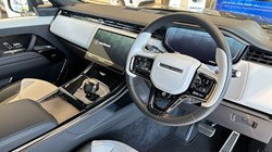 2024 (24) LAND ROVER RANGE ROVER SPORT 4.4 P635 SV Edition One 3881165