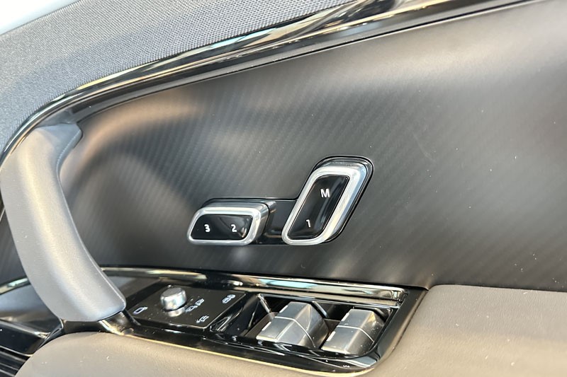 2024 (24) LAND ROVER RANGE ROVER SPORT 4.4 P635 SV Edition One 3881162