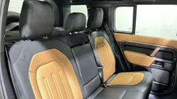 2020 (70) LAND ROVER DEFENDER 3.0 P400 X 110 5dr Auto 3484215