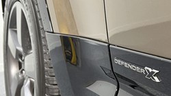 2020 (70) LAND ROVER DEFENDER 3.0 P400 X 110 5dr Auto 3484212
