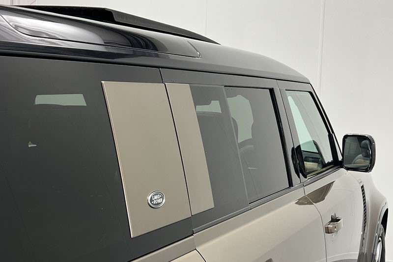 2020 (70) LAND ROVER DEFENDER 3.0 P400 X 110 5dr Auto 3484207