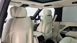 2024 (74) LAND ROVER RANGE ROVER 3.0 D300 SE 4dr Auto 3503532