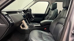 2020 (70) LAND ROVER RANGE ROVER 3.0 D300 Vogue SE 4dr Auto 3506433