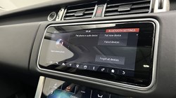 2020 (70) LAND ROVER RANGE ROVER 3.0 D300 Vogue SE 4dr Auto 3506463