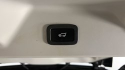 2020 (70) LAND ROVER RANGE ROVER 3.0 D300 Vogue SE 4dr Auto 3506481