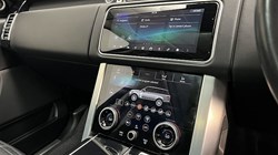 2020 (70) LAND ROVER RANGE ROVER 3.0 D300 Vogue SE 4dr Auto 3506452