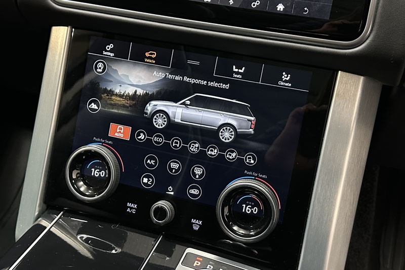 2018 (68) LAND ROVER RANGE ROVER 4.4 SDV8 Vogue SE 4dr Auto 3530487