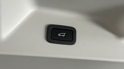 2018 (68) LAND ROVER RANGE ROVER 4.4 SDV8 Vogue SE 4dr Auto 3530509