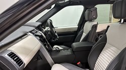 2022 (22) LAND ROVER DISCOVERY 3.0 SDV6 HSE 5dr Auto 3572042