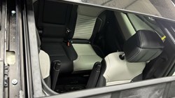 2022 (22) LAND ROVER DISCOVERY 3.0 SDV6 HSE 5dr Auto 3572106