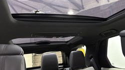 2022 (22) LAND ROVER DISCOVERY 3.0 SDV6 HSE 5dr Auto 3572098