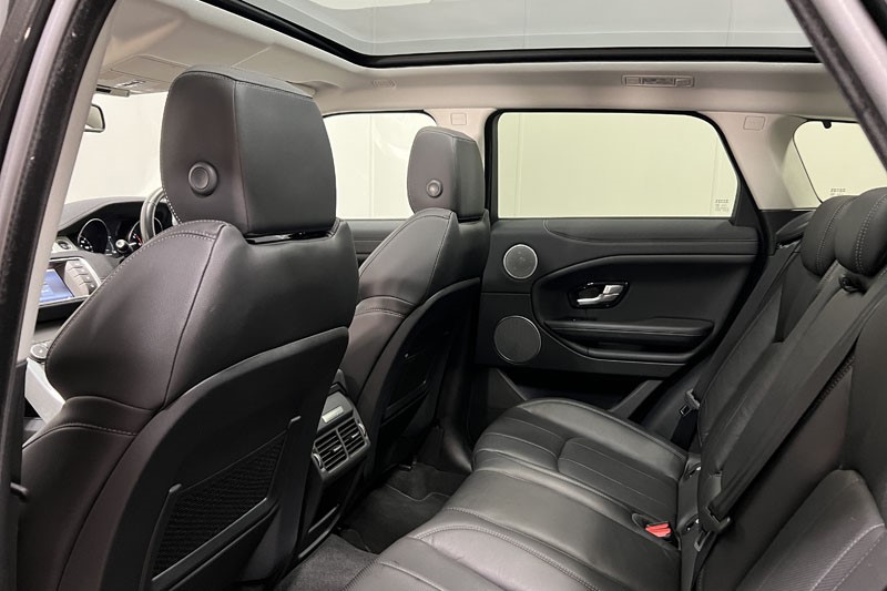 2018 (18) LAND ROVER RANGE ROVER EVOQUE 2.0 TD4 SE Tech 5dr Auto 3550143
