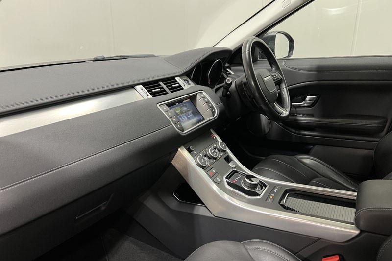 2018 (18) LAND ROVER RANGE ROVER EVOQUE 2.0 TD4 SE Tech 5dr Auto 3550140