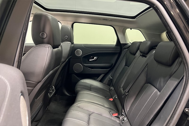 2018 (18) LAND ROVER RANGE ROVER EVOQUE 2.0 TD4 SE Tech 5dr Auto 3550114