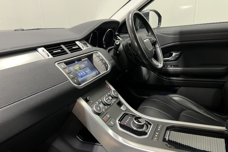2018 (18) LAND ROVER RANGE ROVER EVOQUE 2.0 TD4 SE Tech 5dr Auto 3550141