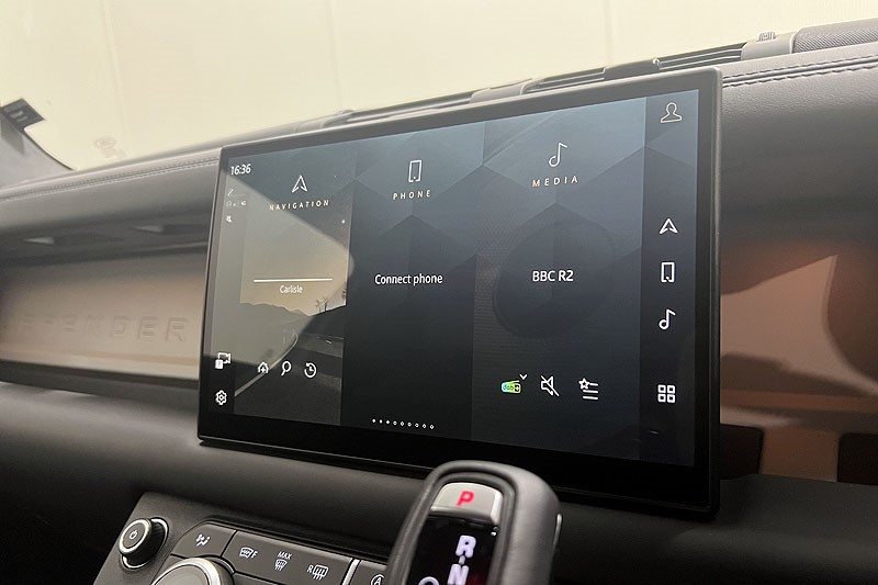 2024 (74) LAND ROVER COMMERCIAL DEFENDER 90 3.0 D350 Hard Top X-Dynamic HSE Auto 3539954